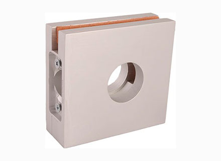 Porta cerradura central